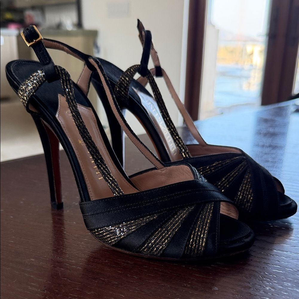 Vintage Palter Deliso Black satin and Gold pinup retro Heels 37